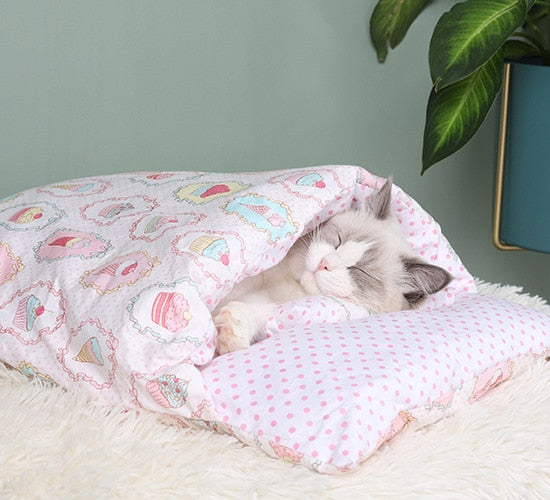 Snuggle Warm Cat Bed